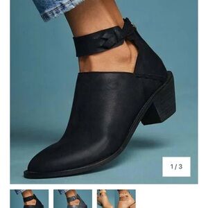 Elegant Women's Blue Ankle Booties, with block heel, EU size 40